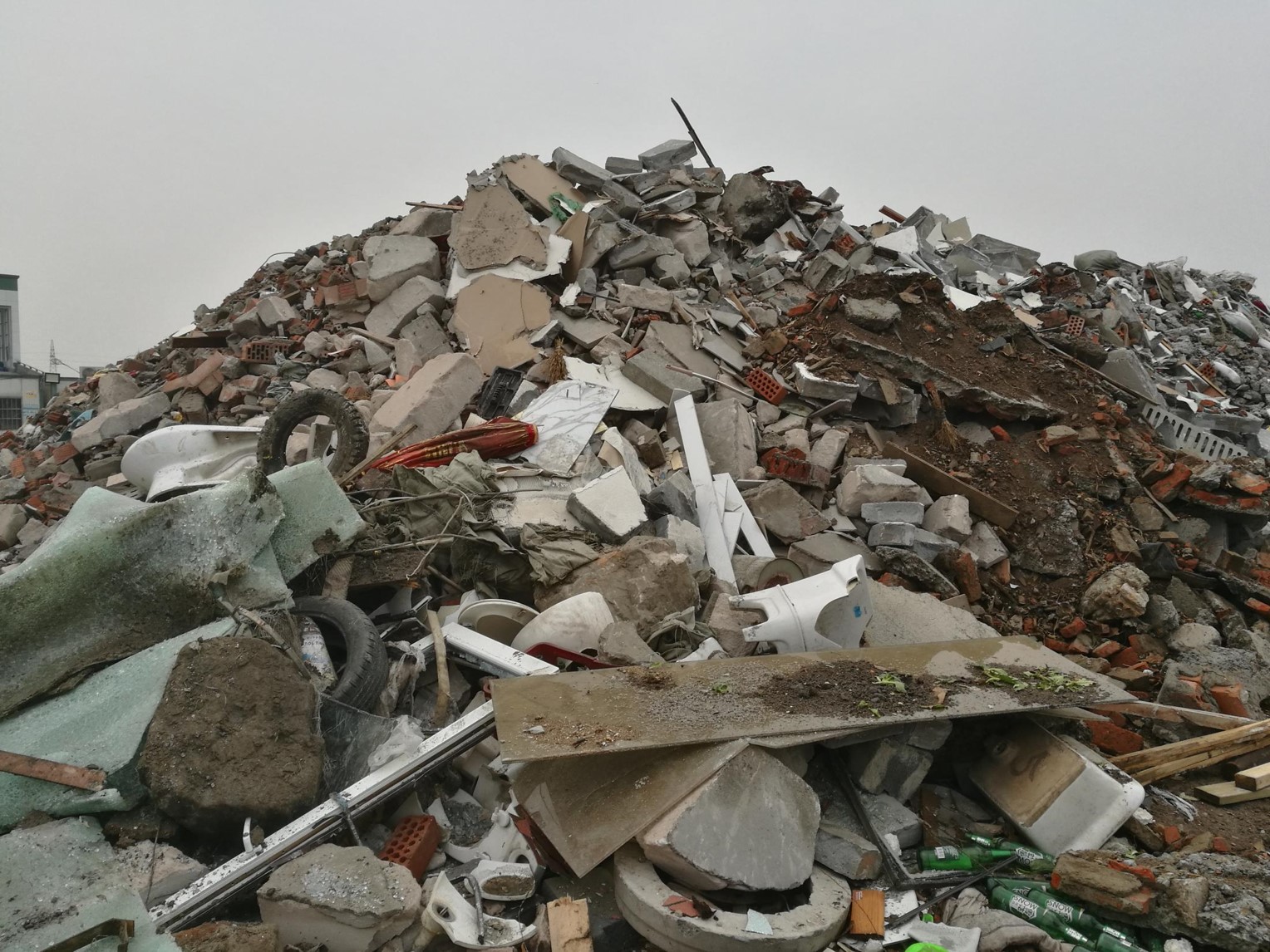 建筑垃圾